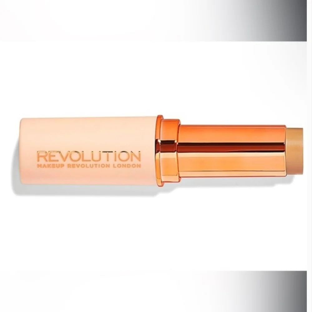 Revolution‎ Cream Concealer F11